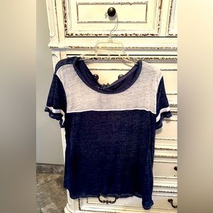 ⭐️B1G1FREE⭐️Maurice’s top